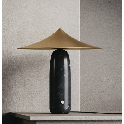 Настольная лампа Kine черный мрамор -  латунный абажур