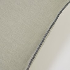 Наволочка Elea из 100% льна светло-серого цвета 45 x 45 см